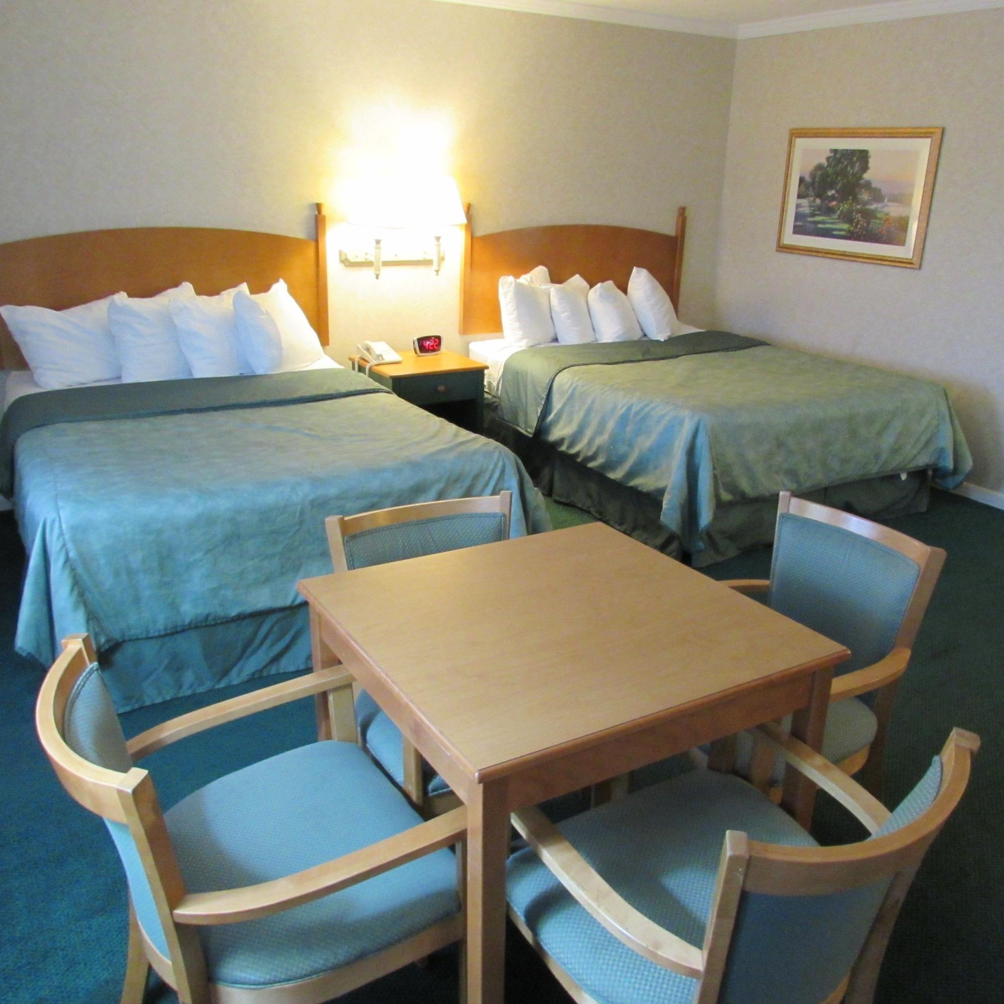 Magnuson Grand Pioneer Inn And Suites Escanaba Extérieur photo