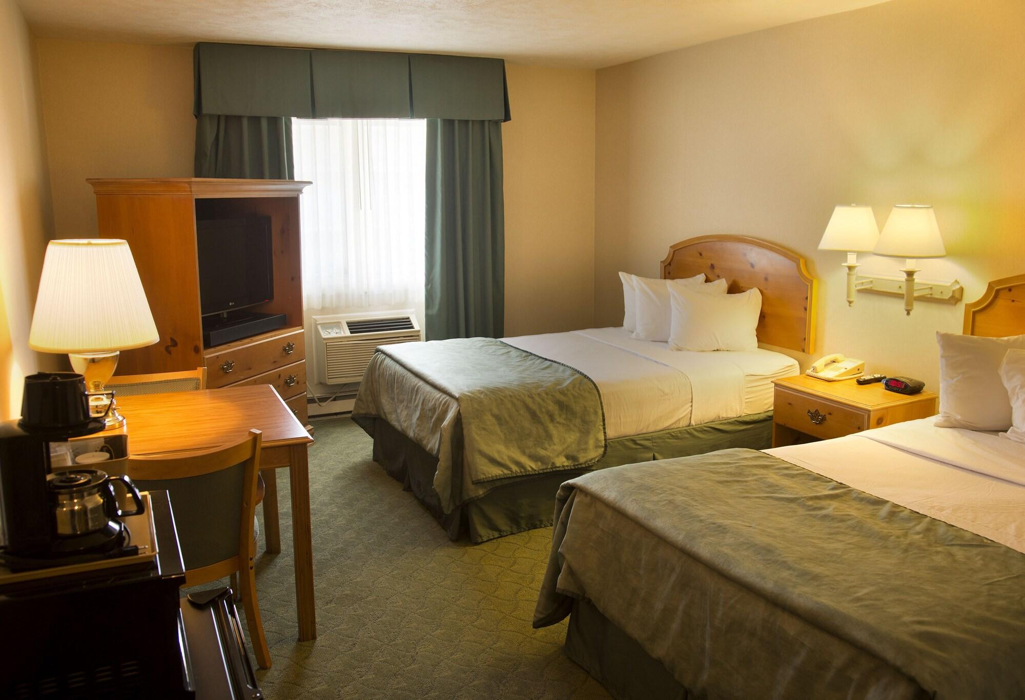 Magnuson Grand Pioneer Inn And Suites Escanaba Extérieur photo